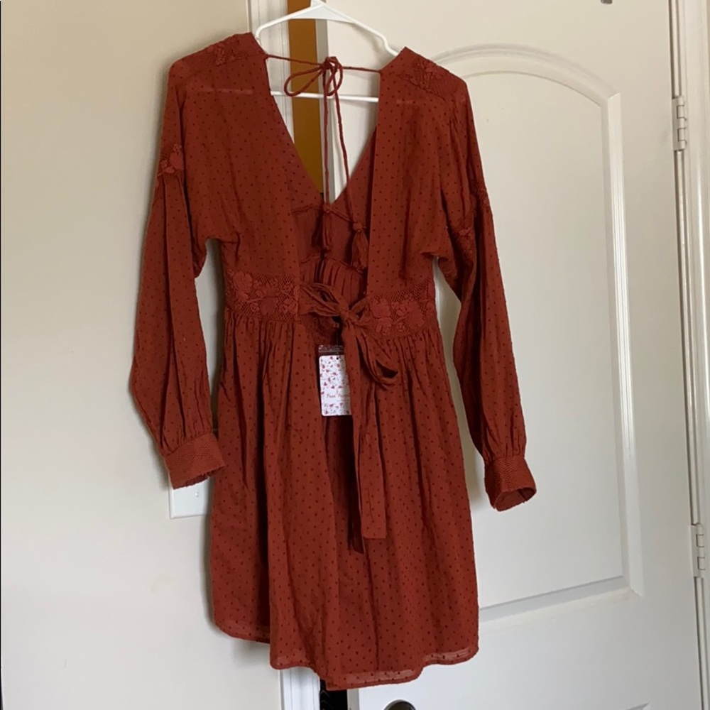 Dress - Picture 2 of 2